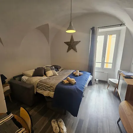 Casa Gianna, Bellissimo Monolocale Nel Centro Storico De Badalucco, 10km Dal Mare Apartmán *