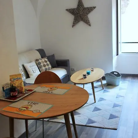 Casa Gianna, Bellissimo Monolocale Nel Centro Storico De Badalucco, 10km Dal Mare Daire Badalucco