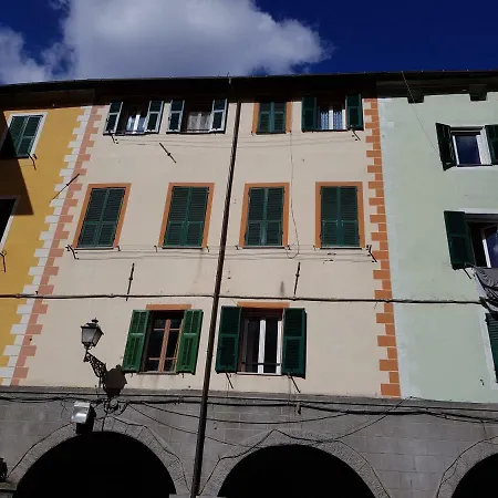 Daire Casa Gianna, Bellissimo Monolocale Nel Centro Storico De Badalucco, 10km Dal Mare