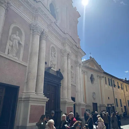 Casa Gianna, Bellissimo Monolocale Nel Centro Storico De Badalucco, 10km Dal Mare Badalucco
