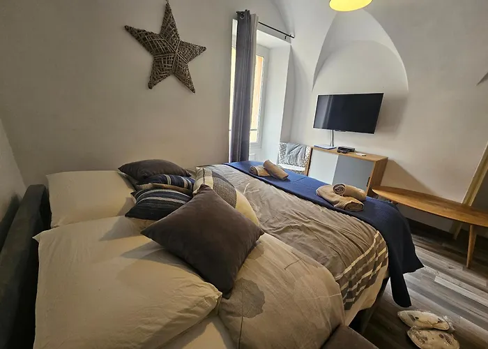 Apartment Casa Gianna, Bellissimo Monolocale Nel Centro Storico De Badalucco, 10km Dal Mare