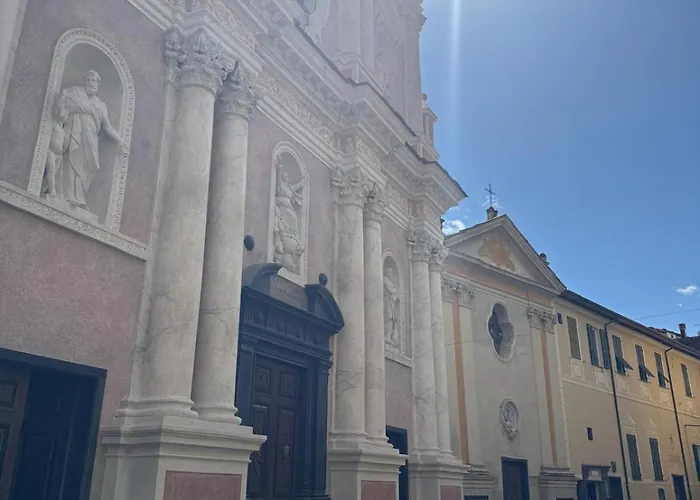 Casa Gianna, Bellissimo Monolocale Nel Centro Storico De Badalucco, 10km Dal Mare Badalucco