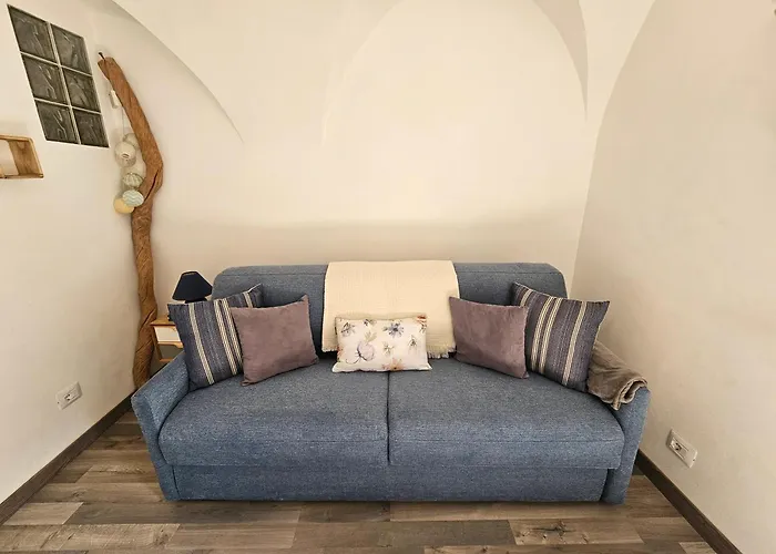 Apartment Casa Gianna, Bellissimo Monolocale Nel Centro Storico De Badalucco, 10km Dal Mare Badalucco