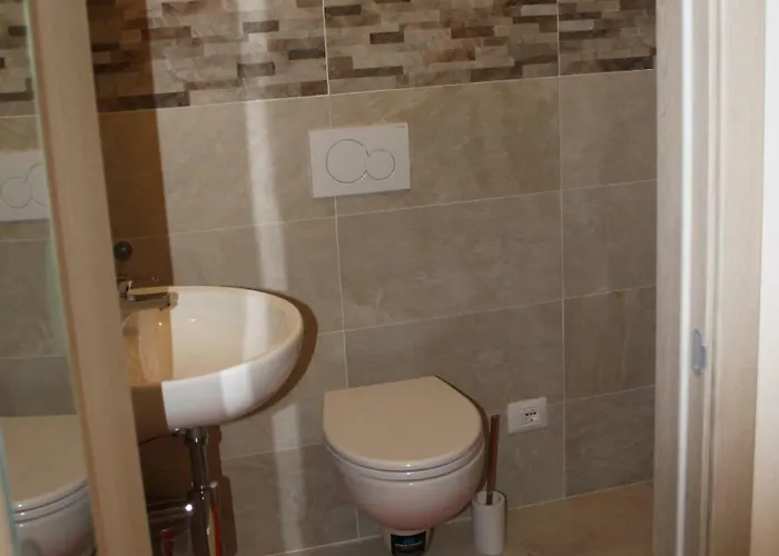 Apartment Casa Gianna, Bellissimo Monolocale Nel Centro Storico De Badalucco, 10km Dal Mare *