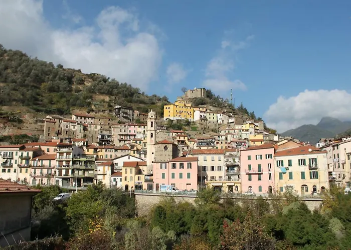 Casa Gianna, Bellissimo Monolocale Nel Centro Storico De Badalucco, 10km Dal Mare *